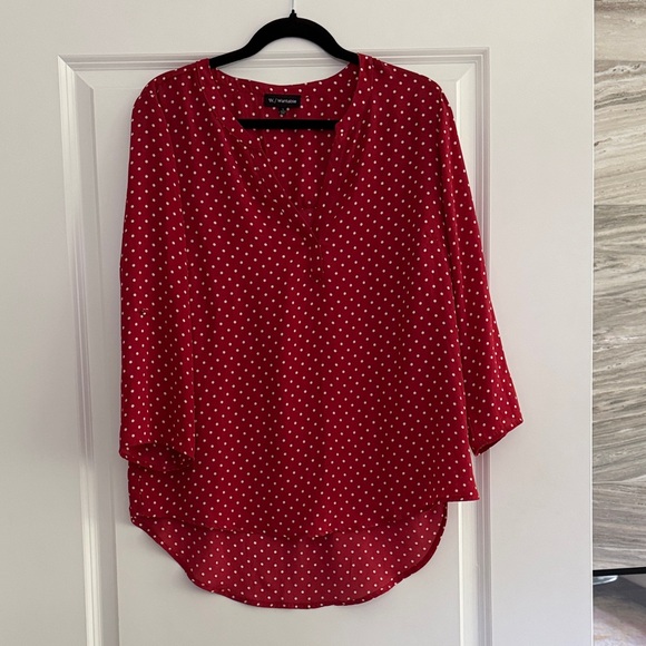 Chic Red Polka Dot Blouse - Picture 2 of 3